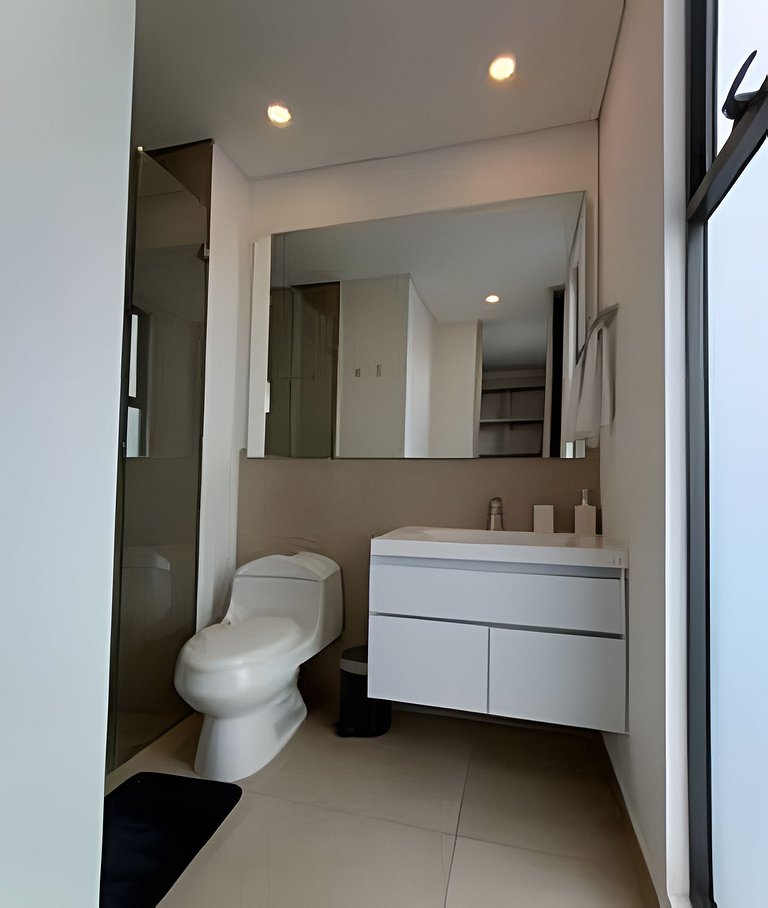 Great apartment close to 93 park