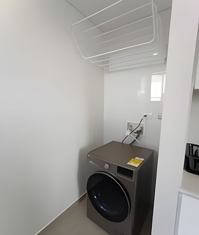 Great apartment close to 93 park