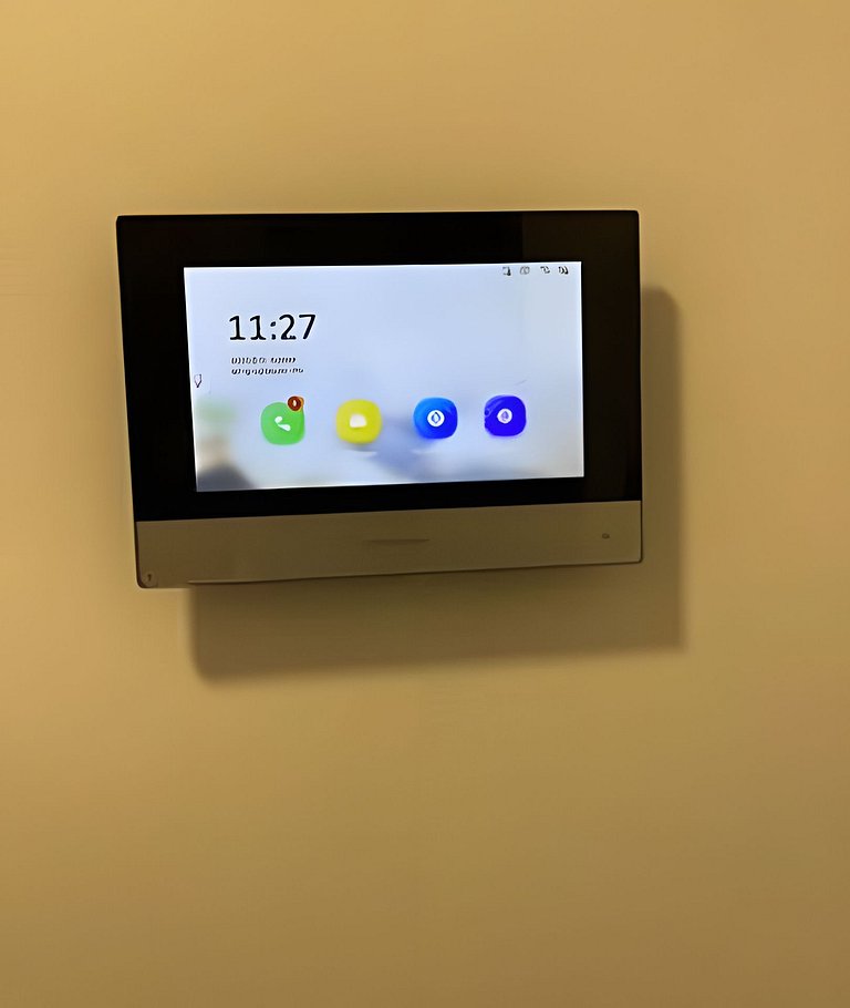 Central and comfortable loft apartment.