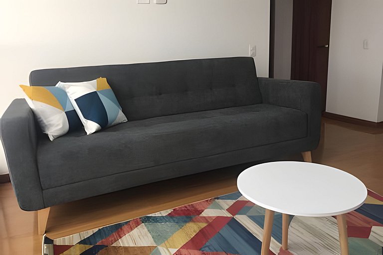 New and Centrally Located Apartment