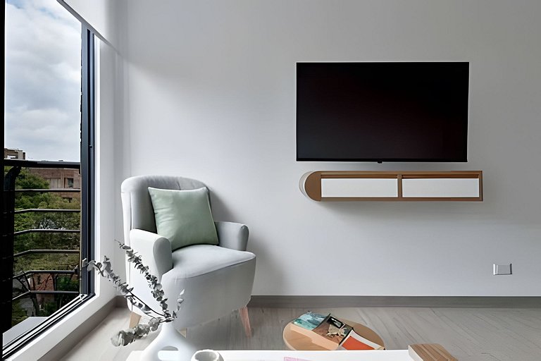 Two rooms apartment close to Virrey park