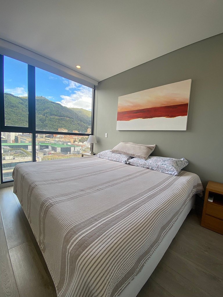 Amplio apartamento. Último piso con la mejor vista