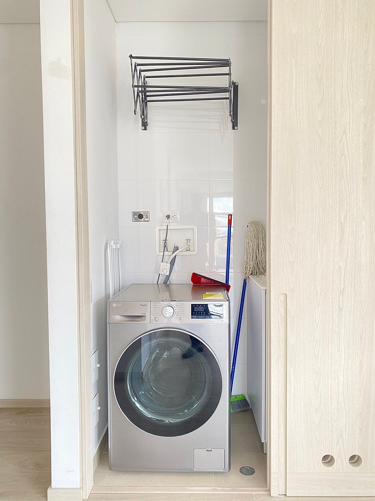 modern, confortable and excelent location