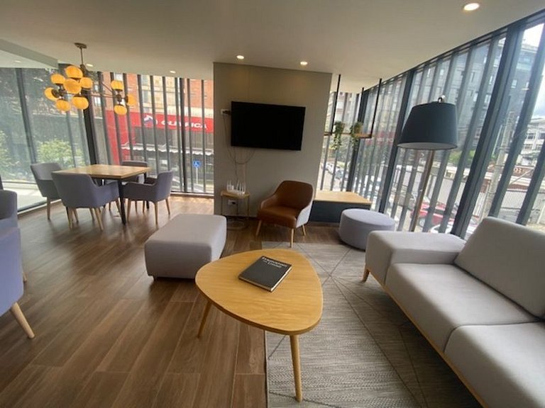 modern, confortable and excelent location