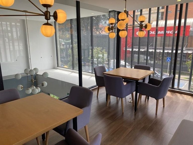 modern, confortable and excelent location