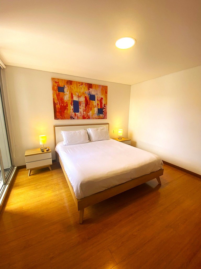 New and Centrally Located Apartment