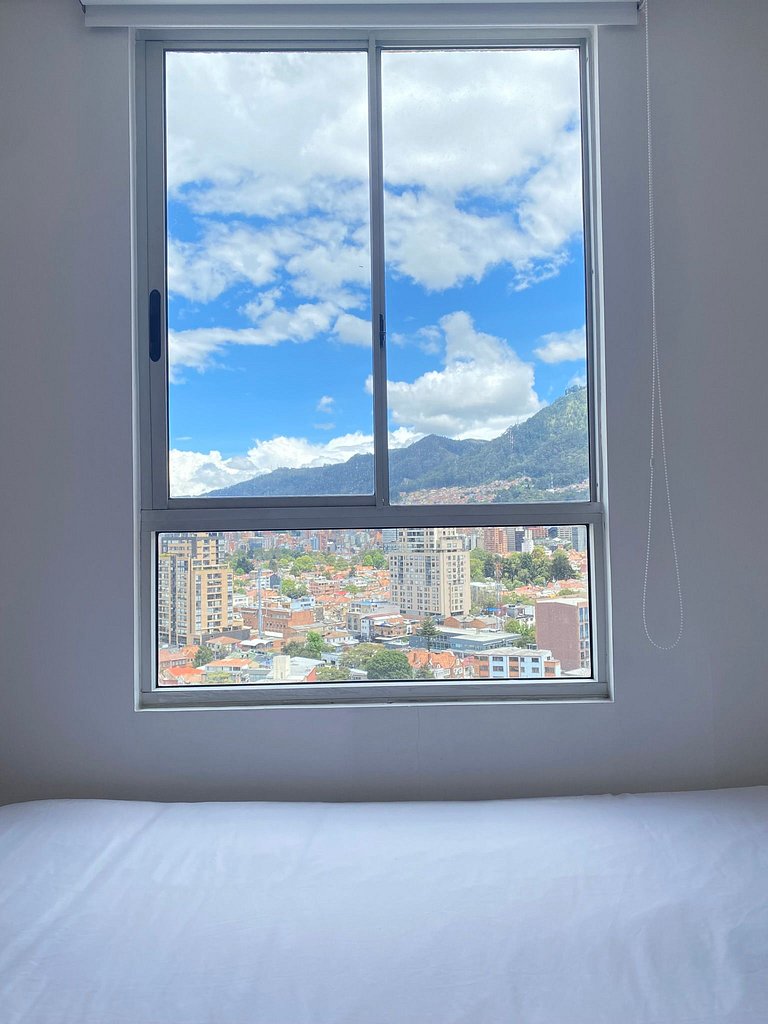 New and Centrally Located Apartment