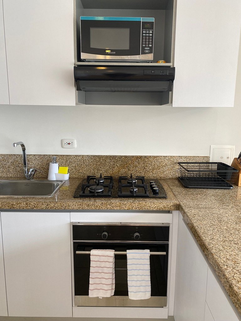 New and Centrally Located Apartment