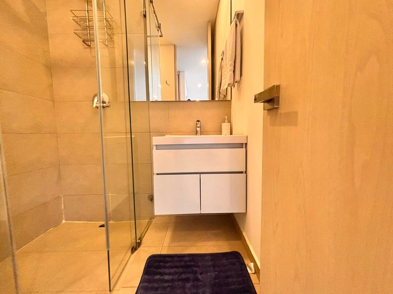 Espectacular y moderno apartamento cerca al Virrey