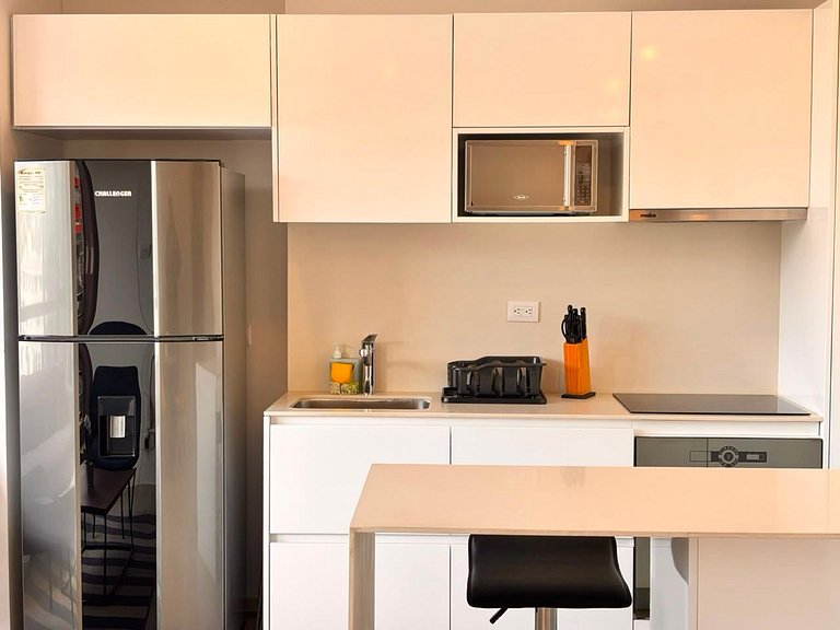 Espectacular y moderno apartamento cerca al Virrey