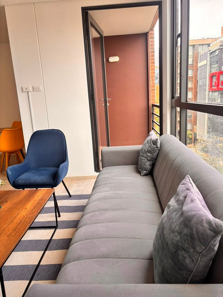 Espectacular y moderno apartamento cerca al Virrey
